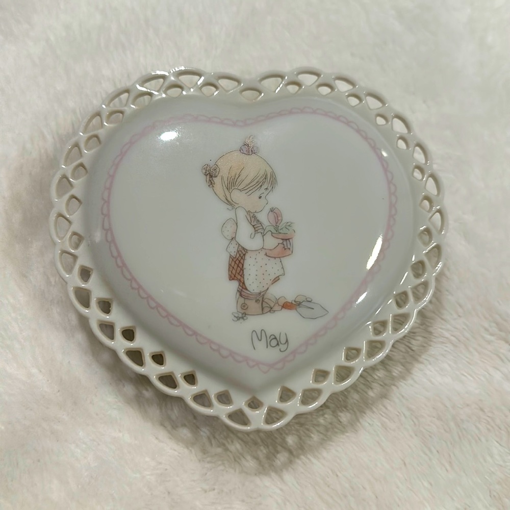 Precious Moments 1988 Heart Shaped Jewelry Or Trinket Box May